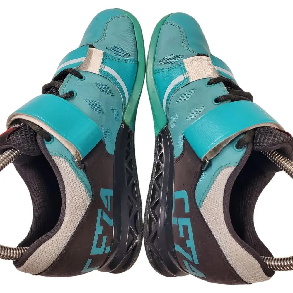 REEBOK Shoes CF74 Womens Size 7 Blue Black CROSSFIT U-FORM Weightlifting M40708
